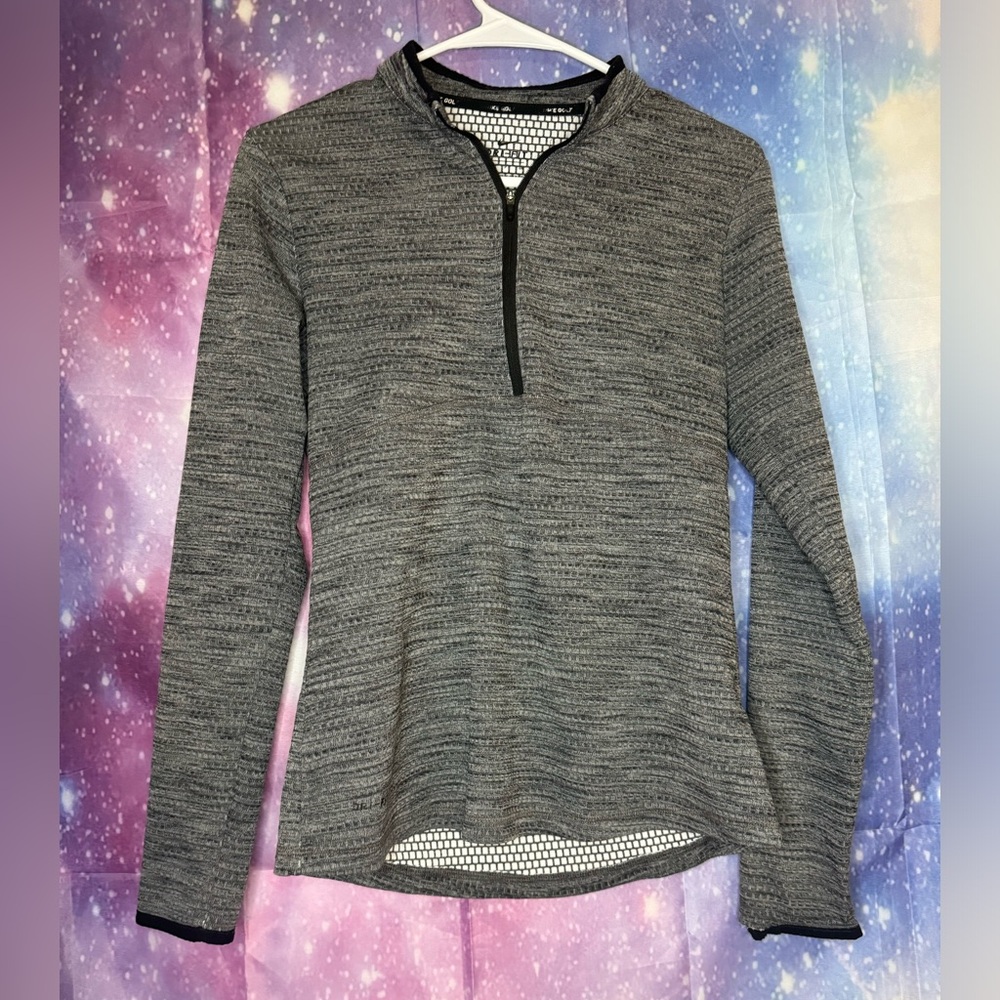 Nike 3/4 zip pullover 🛍